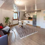 Elegante Mit Aussenpool Schwarzwald Appartement