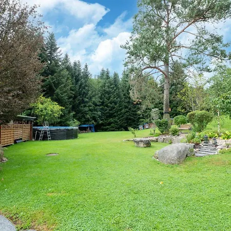 Elegante Mit Aussenpool Schwarzwald Apartamento