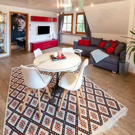 Elegante Mit Aussenpool Schwarzwald